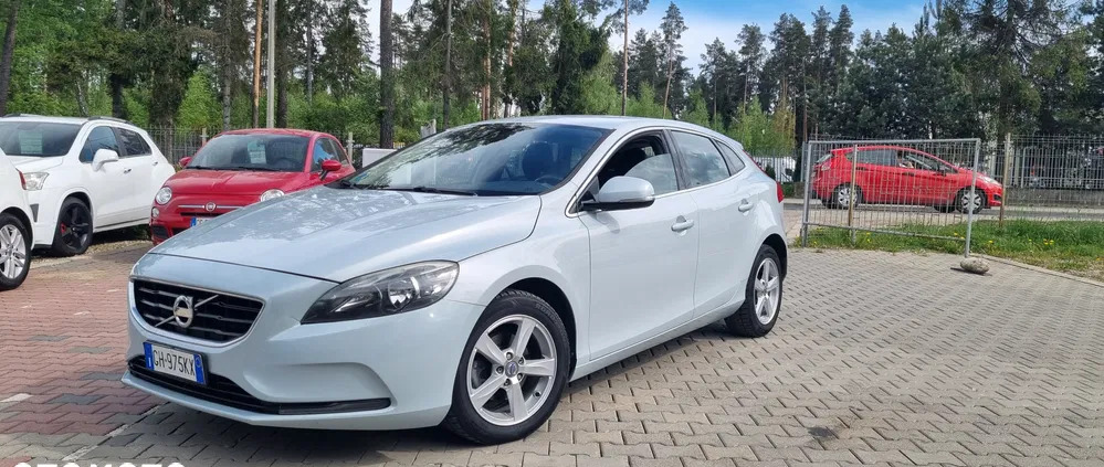 volvo v40 wieleń Volvo V40 cena 30900 przebieg: 224155, rok produkcji 2012 z Wieleń